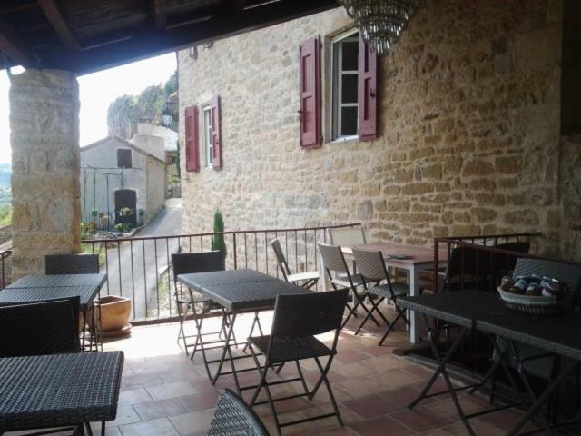 Bed and Breakfast La Terrasse De Peyre Comprégnac Esterno foto